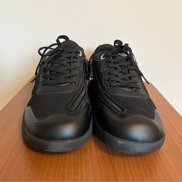 Friendly Voyage Shoes - Black Lace Up And Zipper Sneakers Men’s size 8 Women’s 9 - Picture 5 of 7